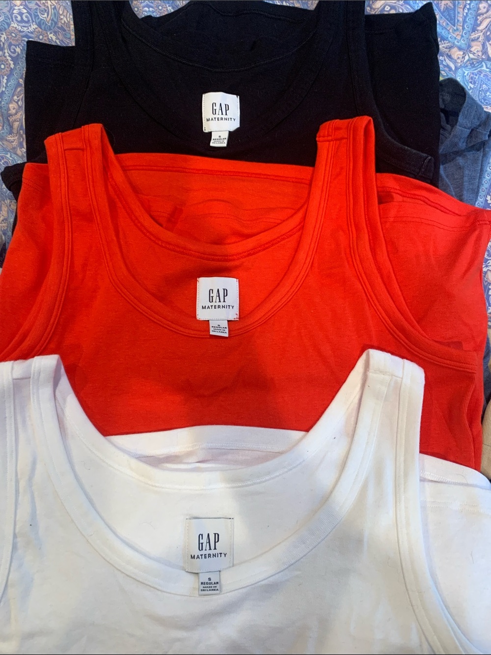 Gap: maternity tank tops (3)